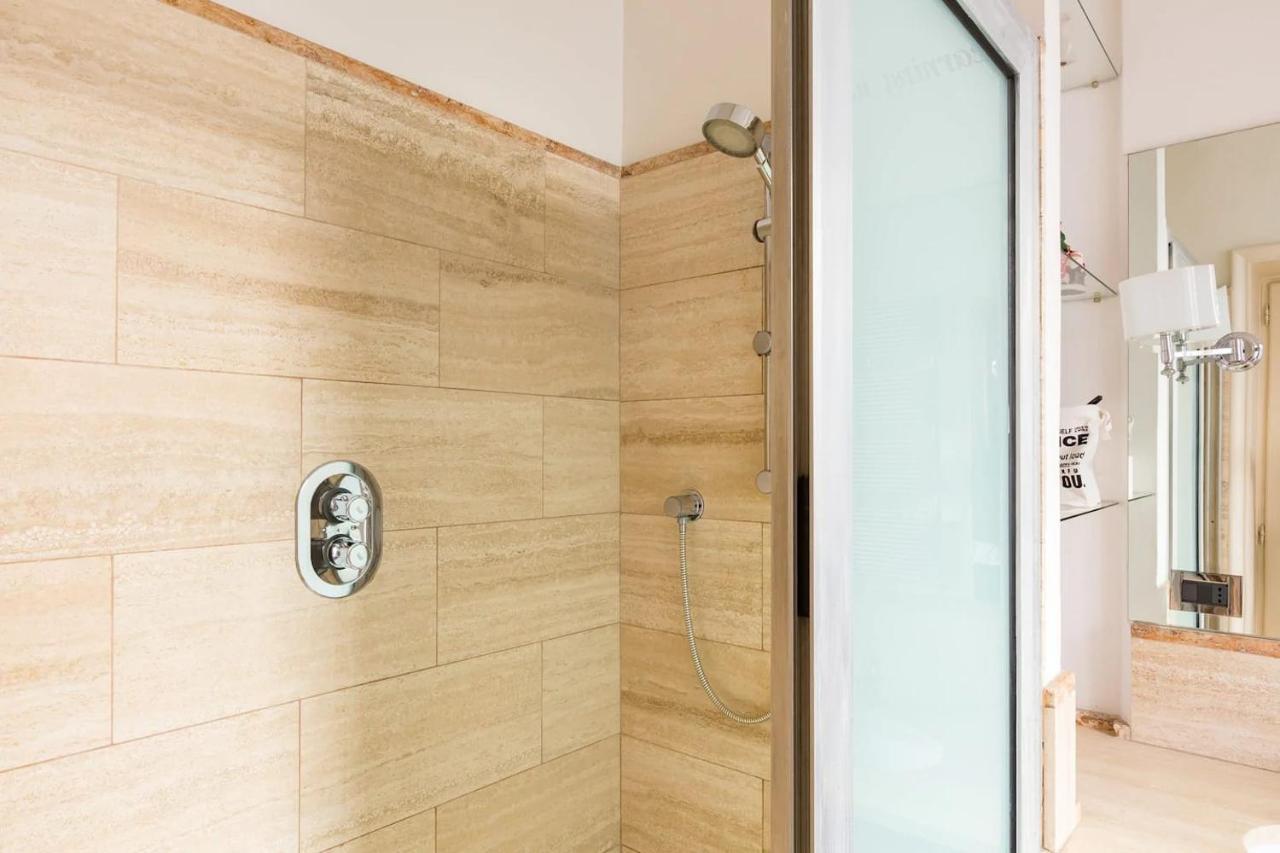 Holiday Room Naiadis Рим Экстерьер фото